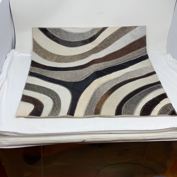 Callisto 22” Cowhide Patchwork Pillowcase - Picture 1 of 7